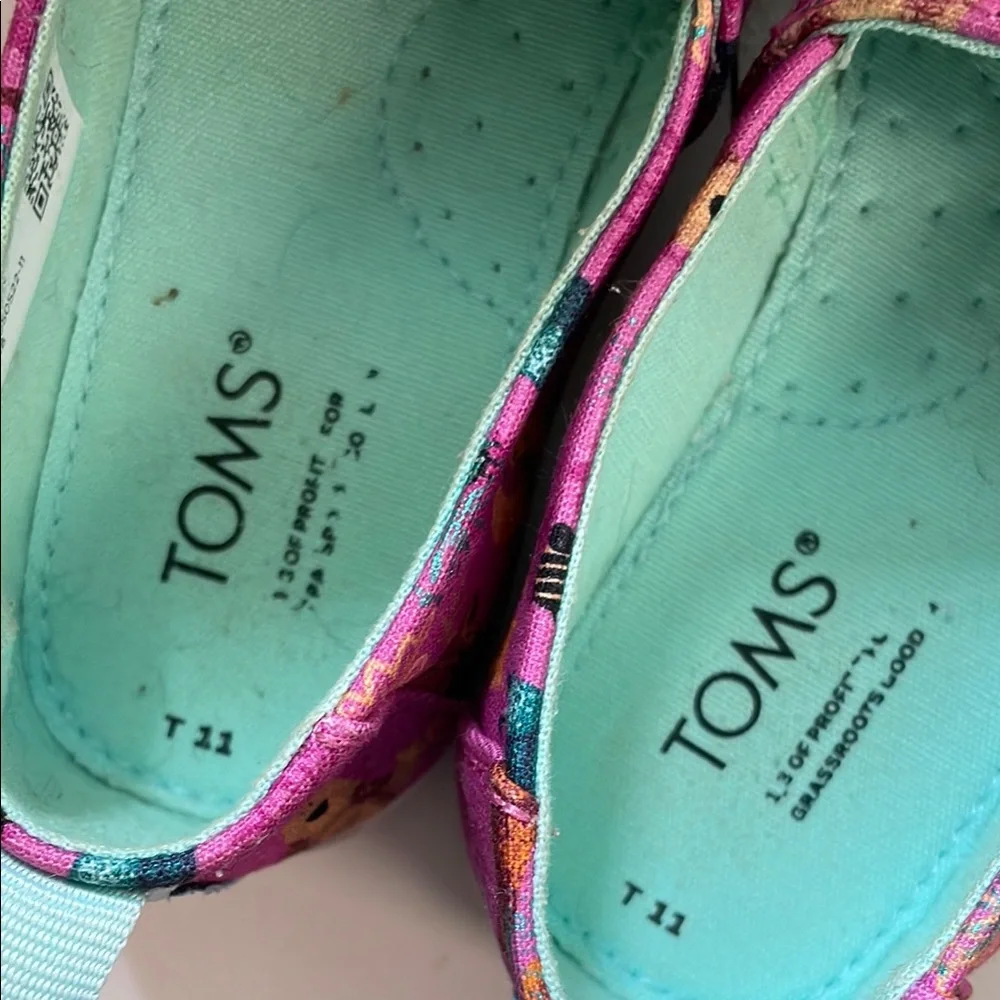 Toms Pink Floral Canvas Sneakers